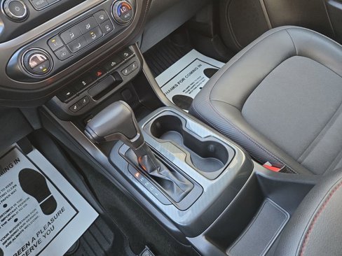 Used 2017 GMC Canyon SLE w/ All Terrain X Package image 25