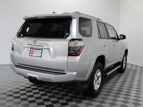 Used 2016 Toyota 4Runner SR5 Premium image 6