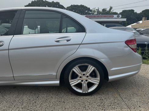 Used 2011 Mercedes-Benz C 350 Sport image 5