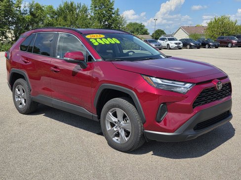Used 2023 Toyota RAV4 XLE image 3
