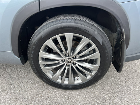 Used 2020 Toyota Highlander Platinum image 20