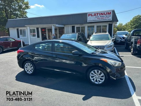 Used 2012 Hyundai Elantra GLS image 2