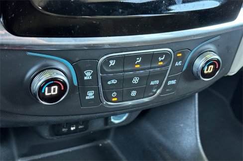 Used 2022 Chevrolet Traverse LS w/ Midnight/Sport Edition image 28