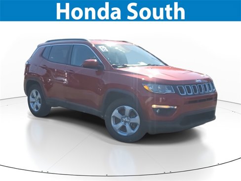 Used 2018 Jeep Compass Latitude image 1