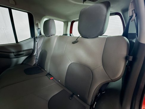 Used 2014 Nissan Xterra X image 21