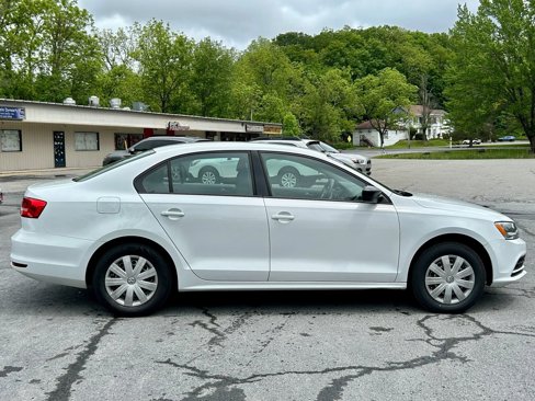Used 2015 Volkswagen Jetta S image 10
