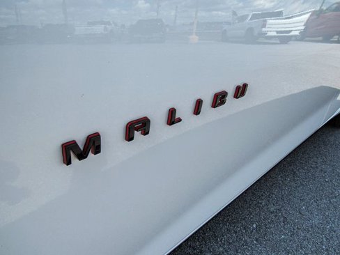 New 2025 Chevrolet Malibu LT w/ Redline Edition image 9