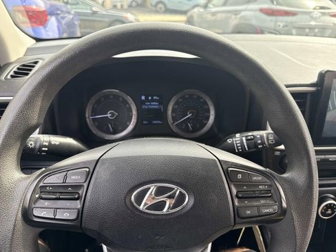 Used 2021 Hyundai Venue SE image 26