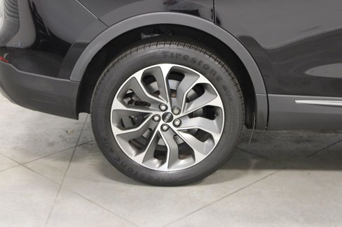 Used 2022 Lincoln Nautilus Reserve image 16