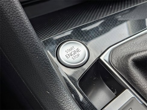 New 2025 Volkswagen Taos S image 17