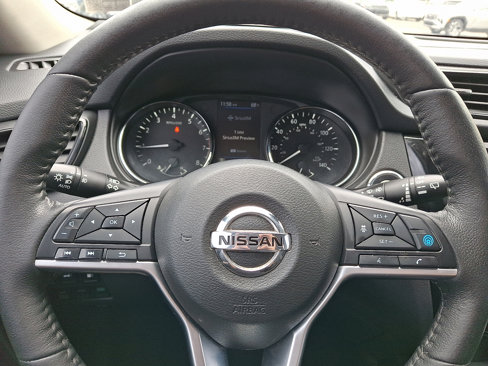 Used 2019 Nissan Rogue SL image 18