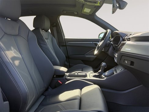New 2025 Audi Q3 2.0T Premium image 15