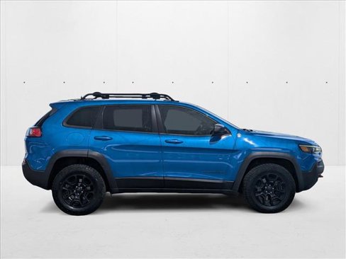 Used 2020 Jeep Cherokee Trailhawk w/ Cold Weather Group image 4