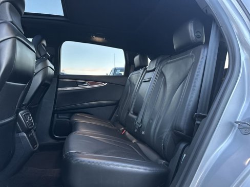 Used 2016 Lincoln MKX Reserve w/ Technology Package image 23