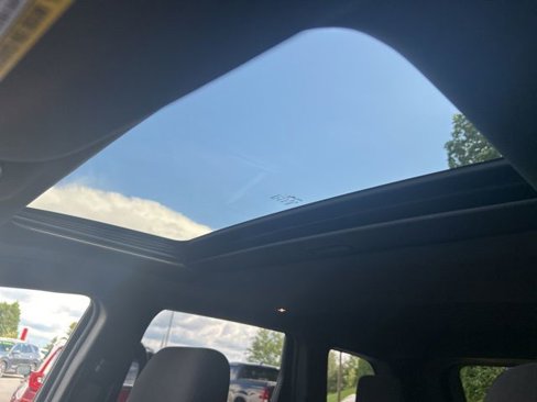 Used 2020 Jeep Grand Cherokee Laredo image 30