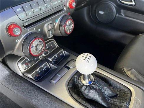 Used 2010 Chevrolet Camaro SS w/ RS Package image 11