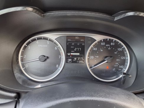 Used 2025 Nissan Versa S w/ Trunk Package image 12