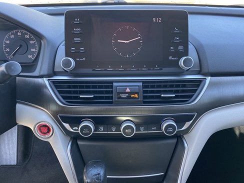 Used 2018 Honda Accord LX image 10