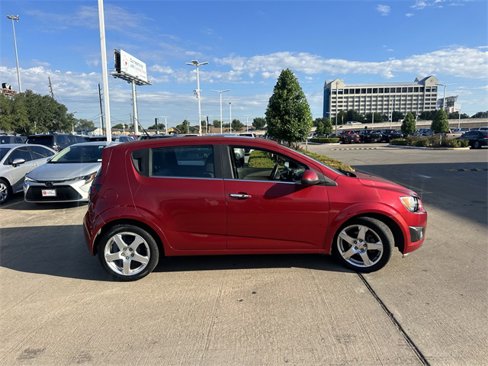 Used 2012 Chevrolet Sonic LTZ image 4