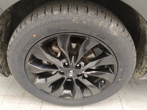 Used 2019 Kia Sorento S image 31