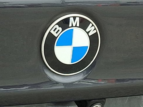 Used 2019 BMW 530i xDrive w/ Convenience Package image 32