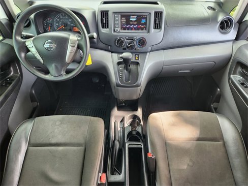 Used 2021 Nissan NV200 S image 25