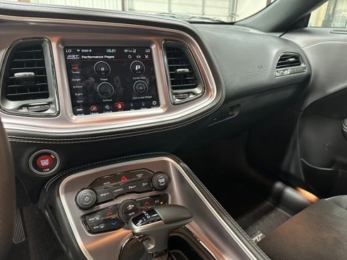 Used 2022 Dodge Challenger SRT Hellcat image 30
