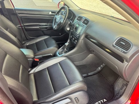 Used 2012 Volkswagen Jetta TDI image 14