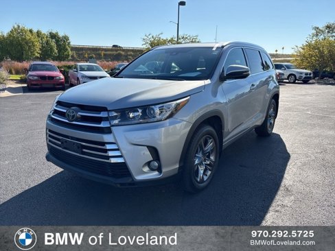 Used 2017 Toyota Highlander Limited Platinum image 1