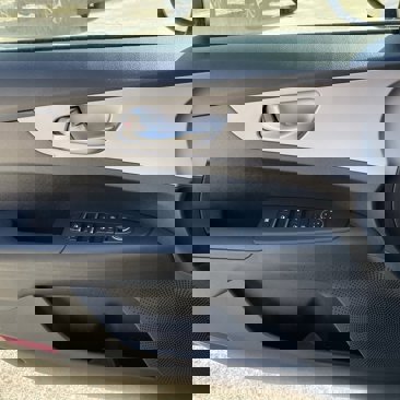 Used 2023 Kia Forte LXS image 18