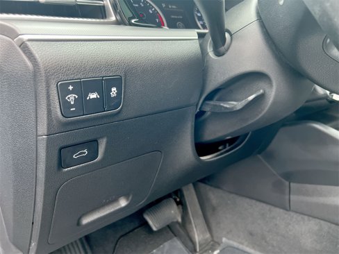 Used 2022 Kia K5 GT-Line w/ GT-Line FWD Premium Package image 16