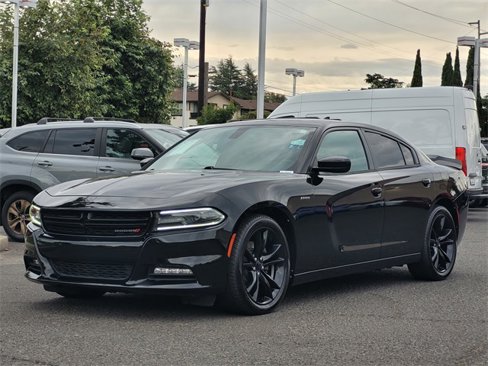 Used 2016 Dodge Charger R/T w/ Plus Group image 10