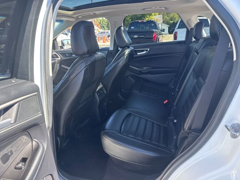 Used 2020 Ford Edge SEL w/ Convenience Package image 26