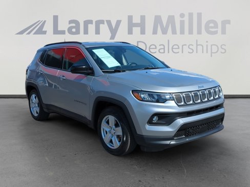 Used 2022 Jeep Compass Latitude w/ Convenience Group image 7