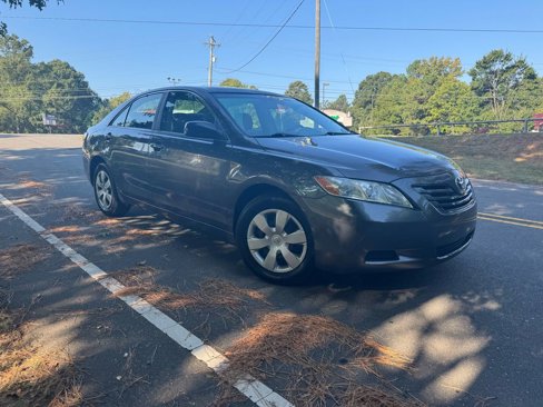 Used 2008 Toyota Camry image 2