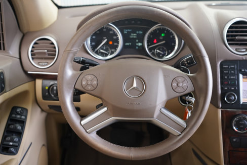 Used 2012 Mercedes-Benz GL 450 4MATIC image 12
