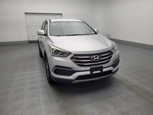 Used 2018 Hyundai Santa Fe Sport image 14
