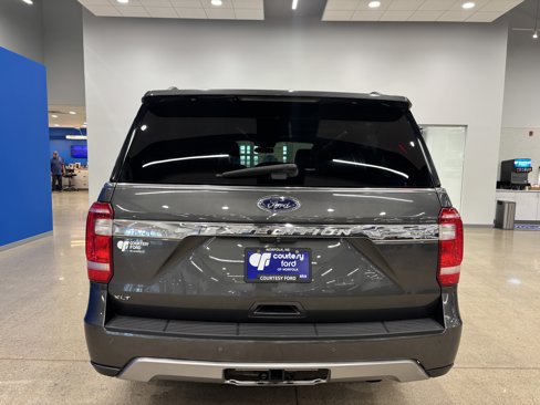 Used 2018 Ford Expedition Max XLT w/ Equipment Group 202A image 7