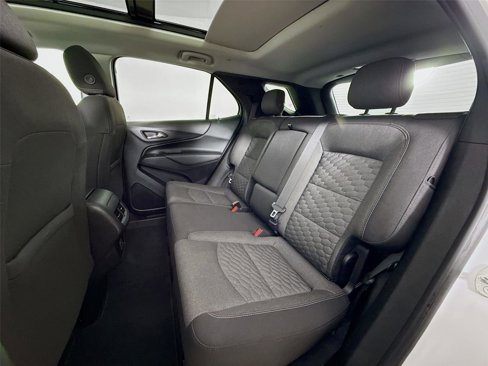 Used 2020 Chevrolet Equinox LT image 24