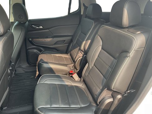 Used 2022 GMC Acadia Denali w/ Denali Ultimate Package image 13