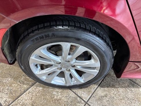 Used 2016 Chrysler 200 Limited image 25