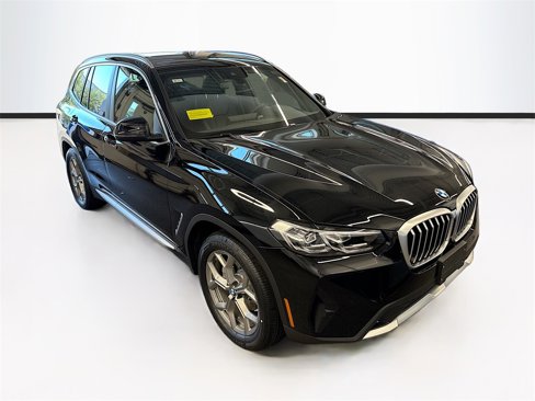 Certified 2022 BMW X3 xDrive30i w/ Convenience Package image 3