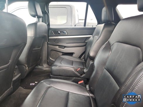Used 2018 Ford Explorer XLT w/ Equipment Group 202A image 10