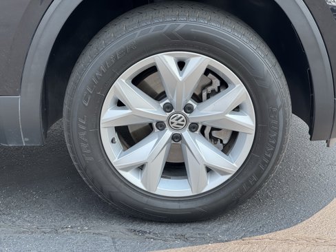 Used 2019 Volkswagen Atlas S w/ Towing Package image 12