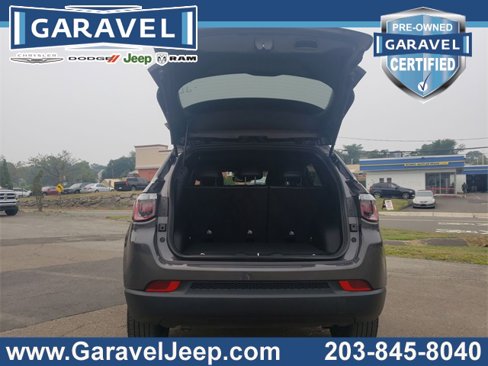 Used 2024 Jeep Compass Latitude w/ Convenience Group image 39