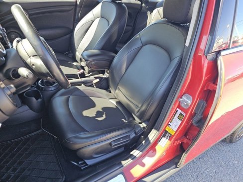 Used 2016 MINI Cooper 4-Door Hardtop image 6