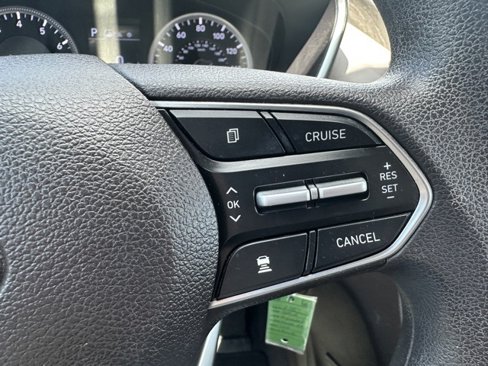 Used 2020 Hyundai Santa Fe SE image 15