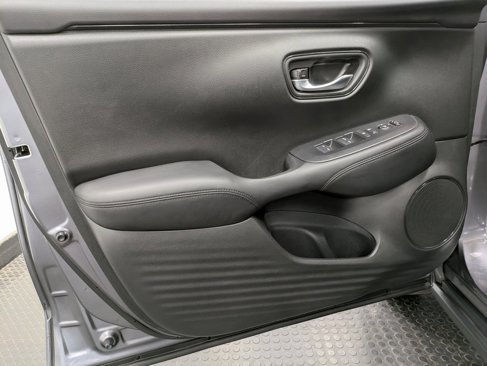 Certified 2023 Honda HR-V LX image 8
