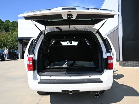 Used 2017 Ford Expedition EL Platinum image 15
