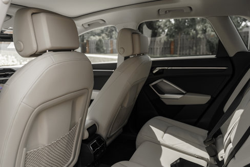 Certified 2025 Audi Q3 2.0T Premium Plus image 25